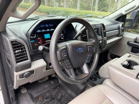 Used 2019 Ford F250 XL w/ XL Value Package image 17