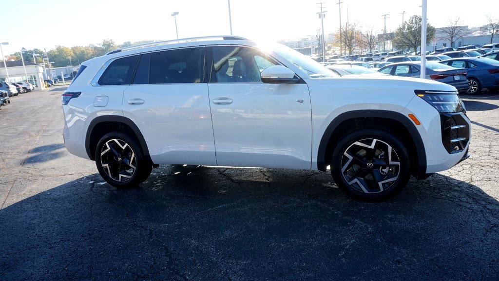New 2027 Volkswagen Atlas SEL R-Line AWD/4WD image 4