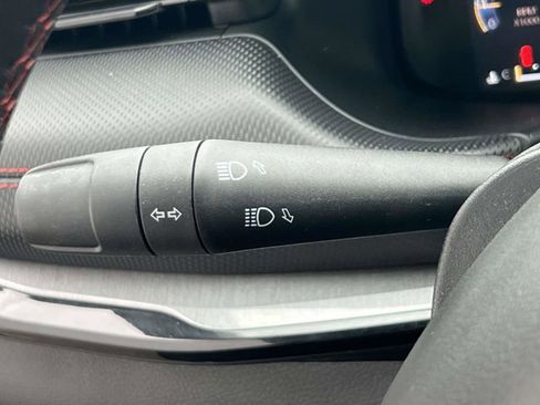 Used 2022 Jeep Compass Trailhawk w/ Trailhawk Elite Group image 23