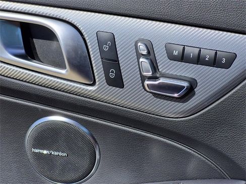 Certified 2019 Mercedes-Benz SLC 300 image 29