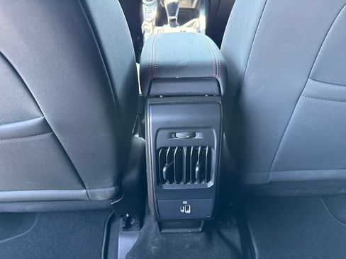 Used 2024 Dodge Hornet R/T AWD/4WD image 11