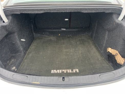 Used 2015 Chevrolet Impala LT w/ Convenience Package image 18