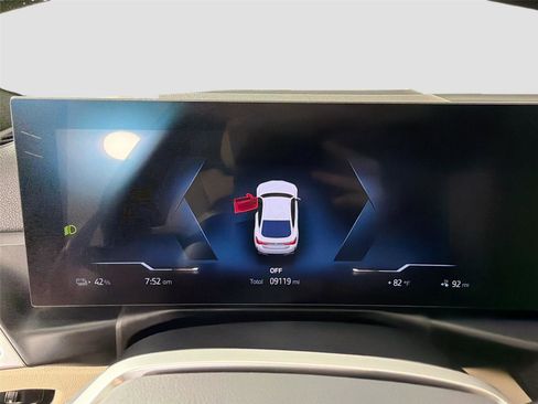 Certified 2025 BMW i4 xDrive40i w/ Premium Package AWD/4WD image 10