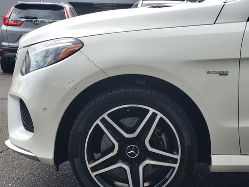 Used 2019 Mercedes-Benz GLE 43 AMG 4MATIC image 7