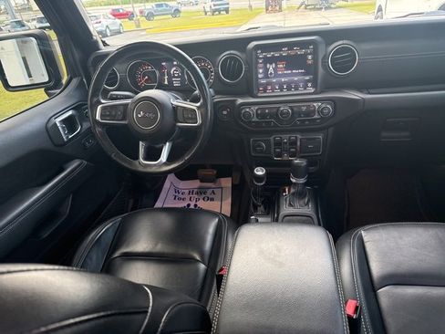 Used 2021 Jeep Gladiator Overland w/ Popular Equipment Package image 14