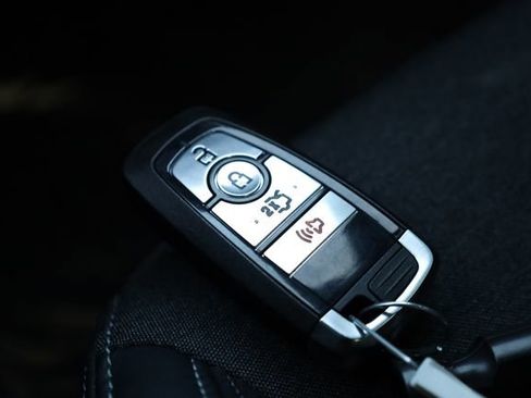 Used 2024 Ford Mustang Coupe image 24