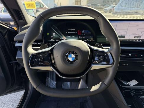 Used 2026 BMW 530i xDrive AWD/4WD image 26
