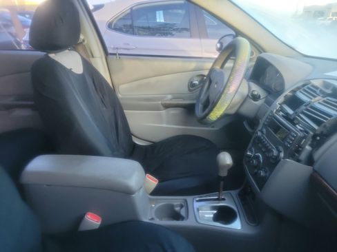 Used 2005 Chevrolet Malibu LS w/ Preferred Equipment Group FWD image 10