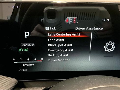New 2026 Nissan Kicks SR w/ SR Premium Package AWD/4WD image 28