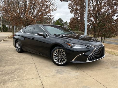 Used 2024 Lexus ES 350 Ultra Luxury w/ Accessory Package (Z2) image 1