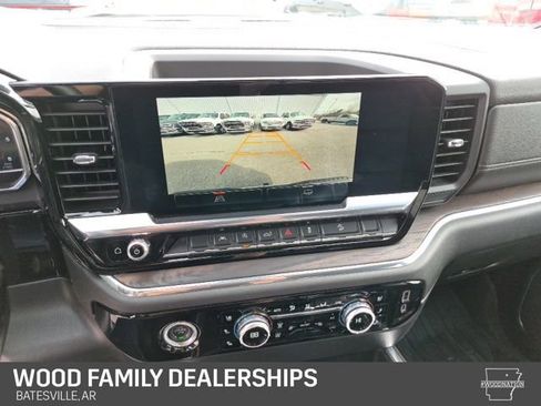 Used 2023 GMC Sierra 1500 SLT w/ SLT Premium Package image 21