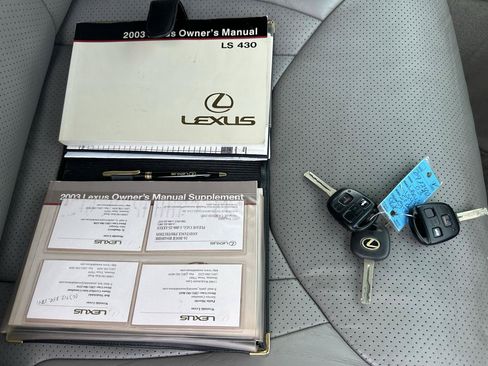 Used 2003 Lexus LS 430 RWD image 64