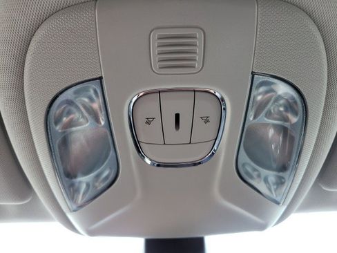 Used 2019 Jeep Compass Trailhawk image 37