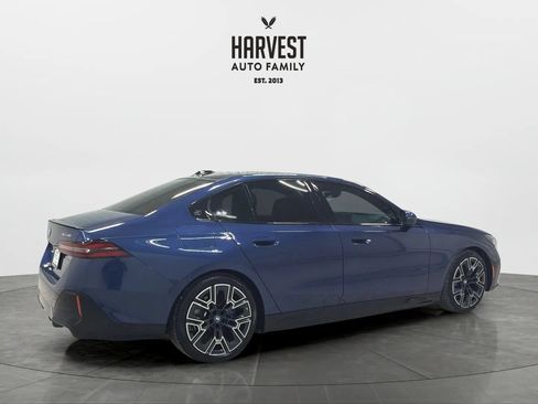 Used 2025 BMW i5 xDrive40 w/ Executive Package AWD/4WD image 7