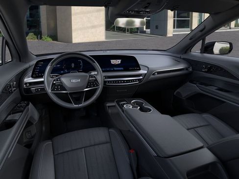 New 2026 Cadillac Lyriq Luxury image 15