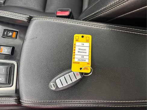 Used 2019 Nissan Maxima 3.5 SL w/ Floor Mat Group image 42