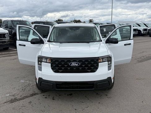 New 2025 Ford Maverick XL image 19