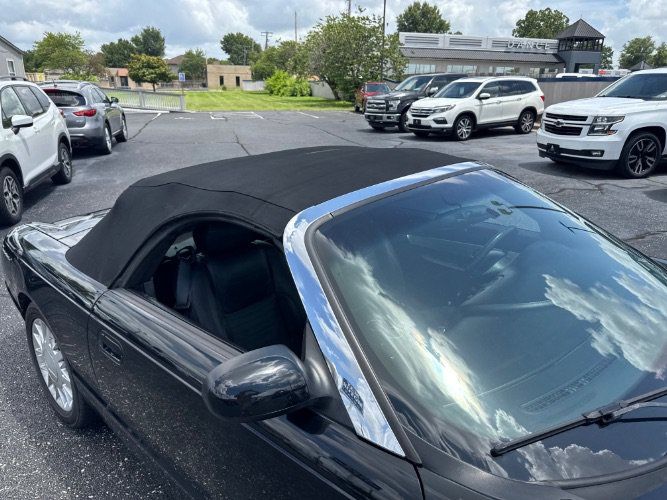 Used 2003 Ford Thunderbird RWD image 16