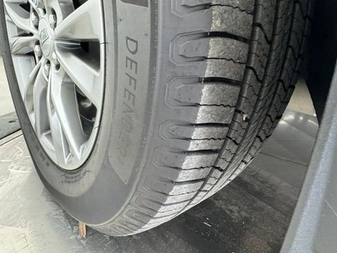 Used 2022 Cadillac XT5 Premium Luxury w/ Technology Package image 11