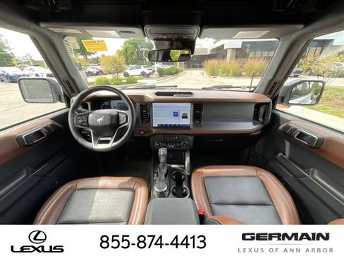Used 2024 Ford Bronco Outer Banks AWD/4WD image 14