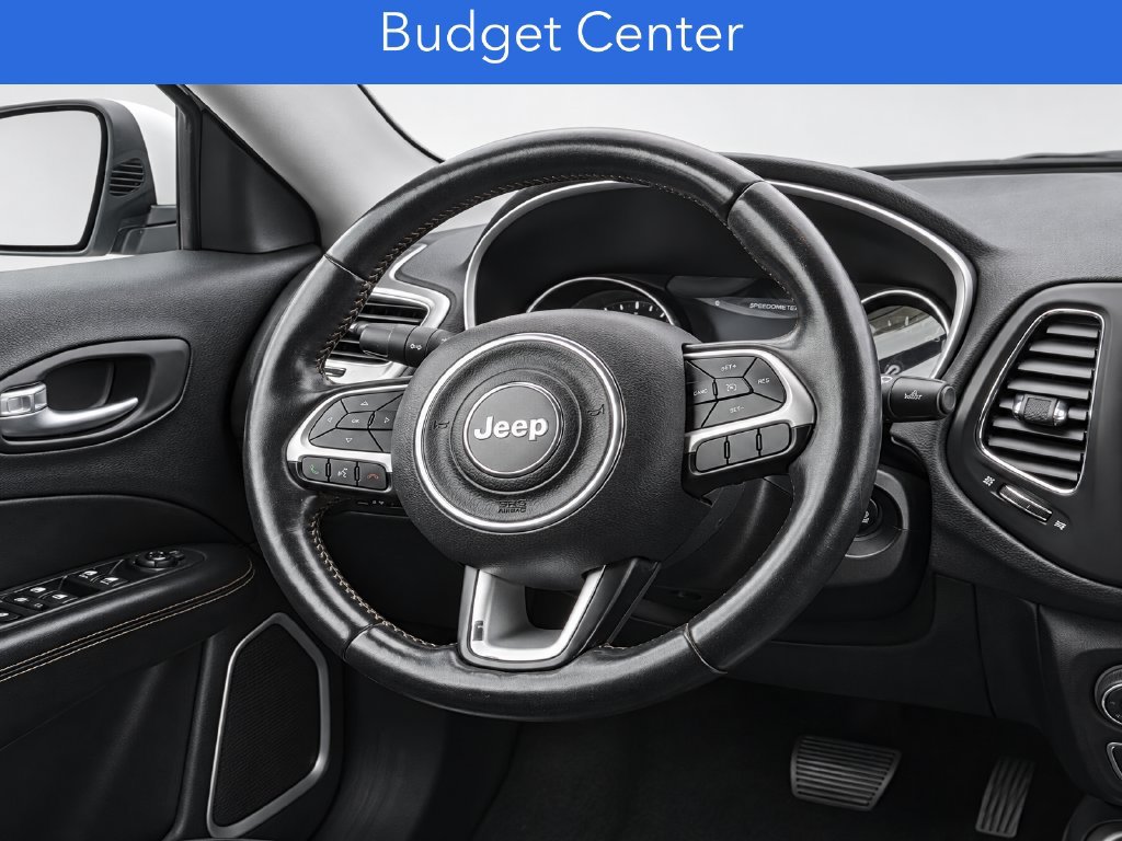 Used 2018 Jeep Compass Latitude w/ Popular Equipment Group AWD/4WD image 18