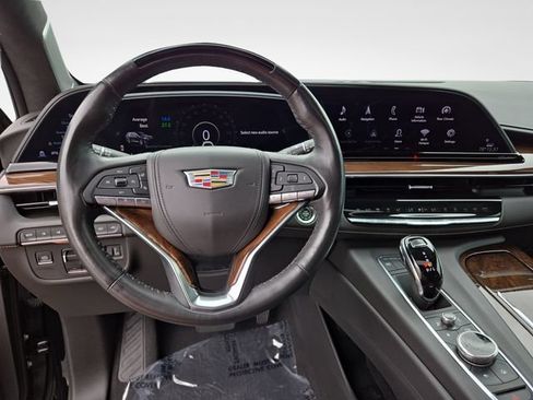 Used 2021 Cadillac Escalade Sport Platinum w/ LPO, ONYX Package AWD/4WD image 18