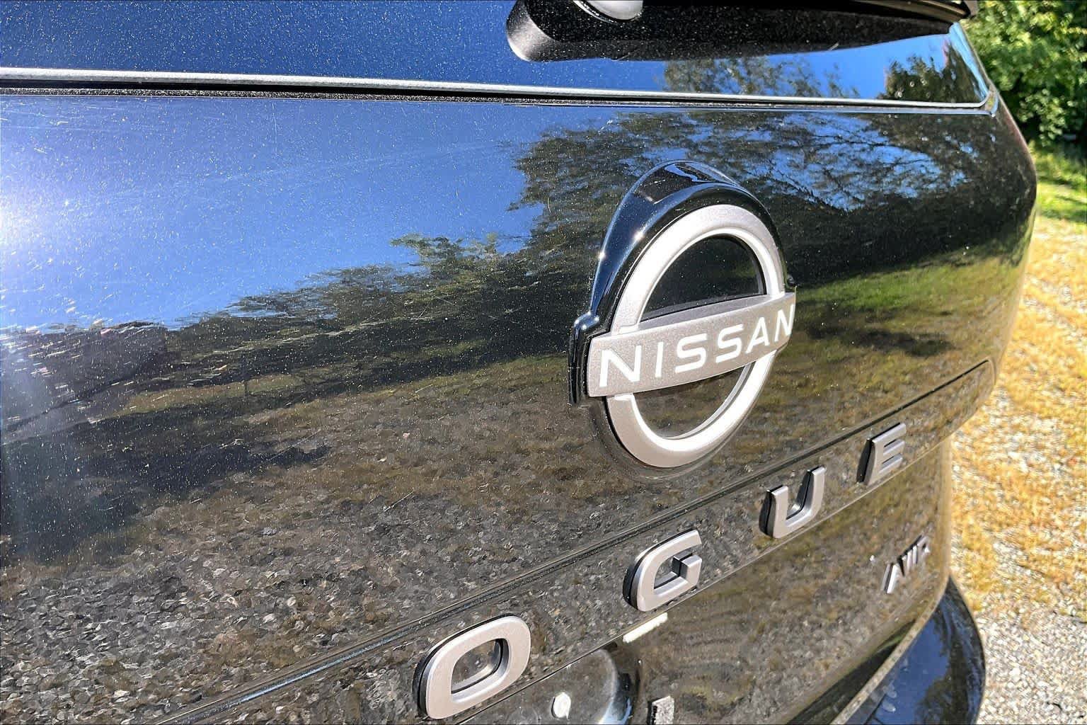 Used 2026 Nissan Rogue SV AWD/4WD image 31