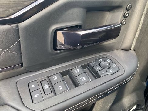 New 2026 RAM 2500 Limited image 26