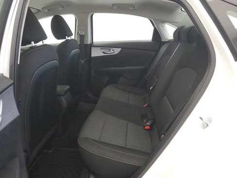 Used 2024 Kia Forte LX image 12