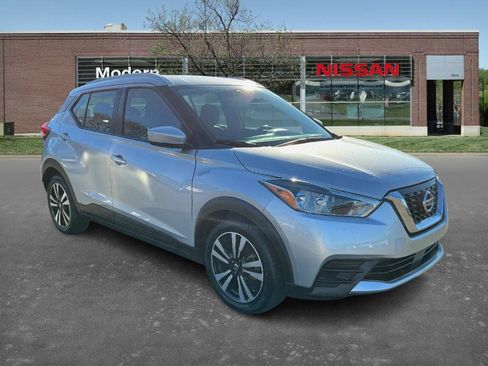 Used 2020 Nissan Kicks SV image 5