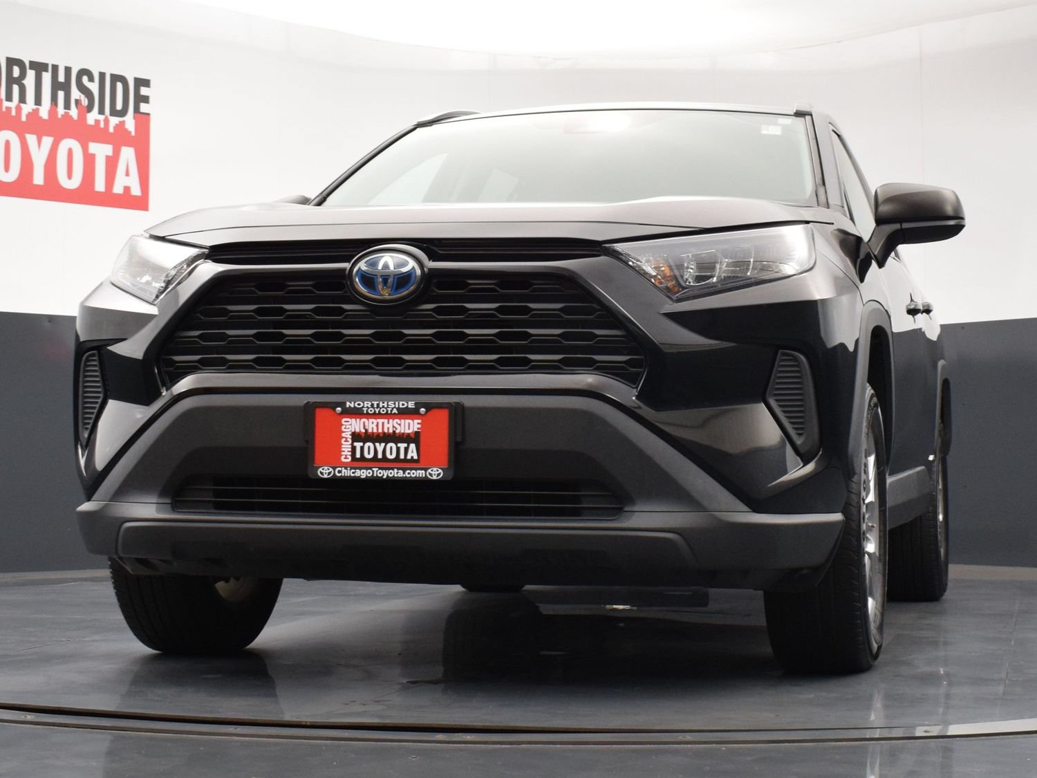 Used 2022 Toyota RAV4 LE AWD/4WD image 29