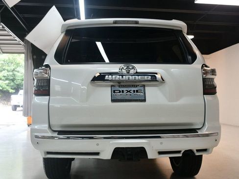 Used 2018 Toyota 4Runner Limited image 18