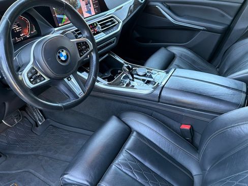 Used 2019 BMW X5 xDrive40i w/ M Sport Package AWD/4WD image 10