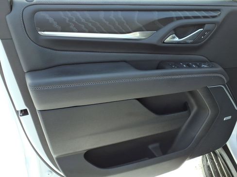 Certified 2023 GMC Yukon XL Denali image 17