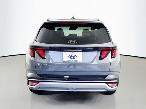 Certified 2025 Hyundai Tucson SEL FWD image 6