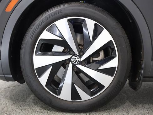 Used 2021 Volkswagen ID.4 Pro S w/ Gradient Package image 5