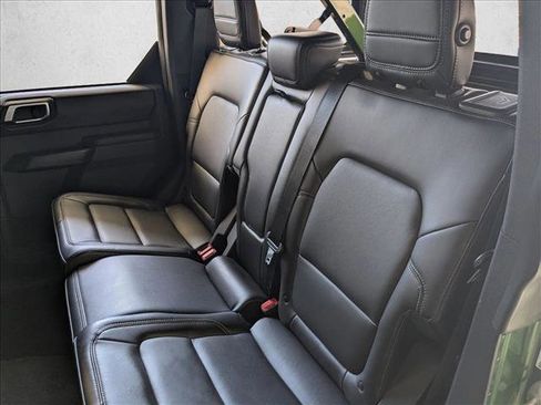 Certified 2025 Ford Bronco Badlands w/ Matte Film Protection Package AWD/4WD image 19