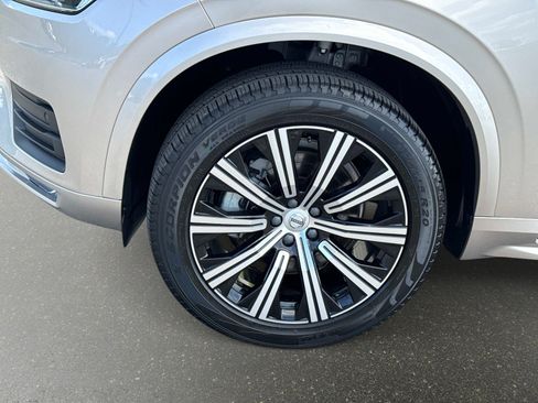 Used 2023 Volvo XC90 B6 Core w/ Protection Package Premier AWD/4WD image 12