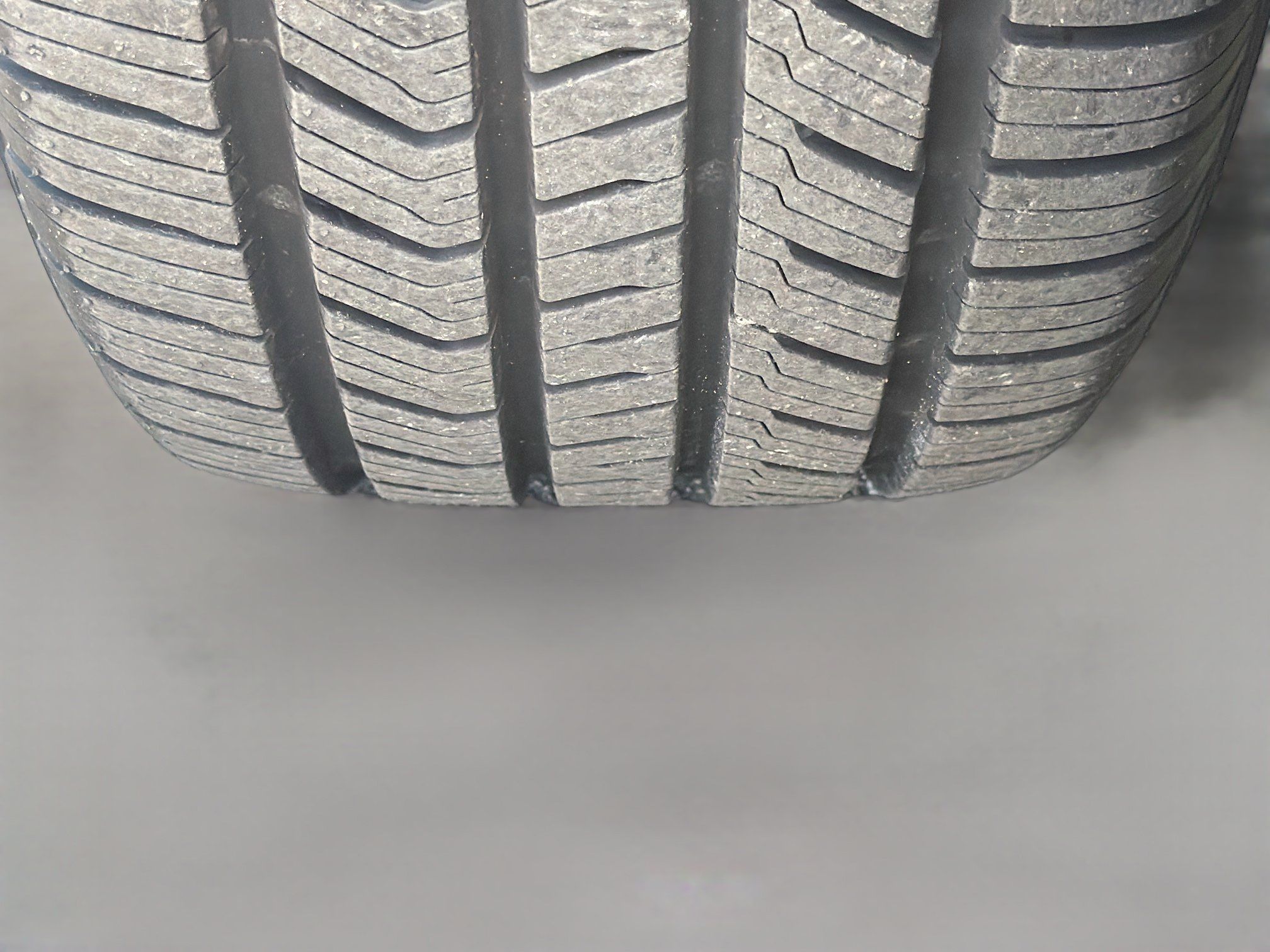 Used 2024 Land Rover Defender 110 V8 AWD/4WD image 44