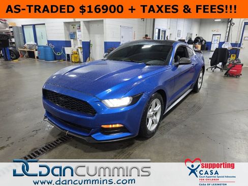 Used 2017 Ford Mustang V6 image 1