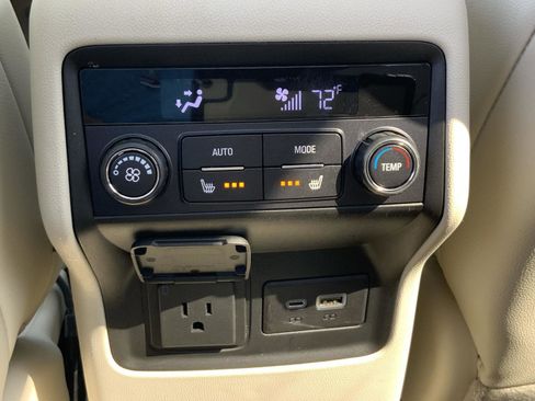 Used 2023 GMC Acadia Denali w/ Denali Ultimate Package image 62