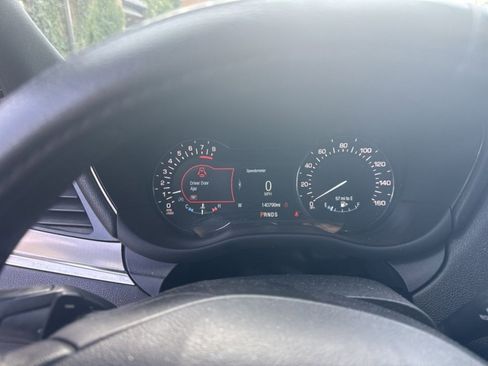 Used 2017 Lincoln MKC Premiere image 14