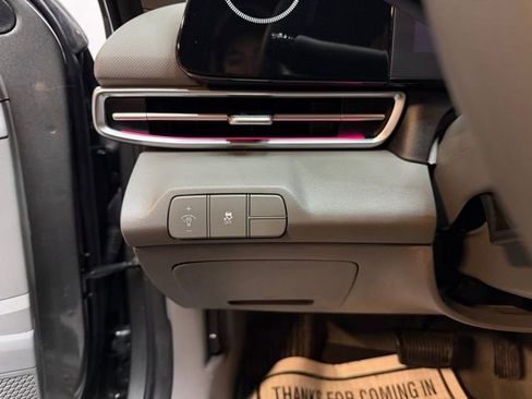 Used 2024 Hyundai Elantra SEL image 19