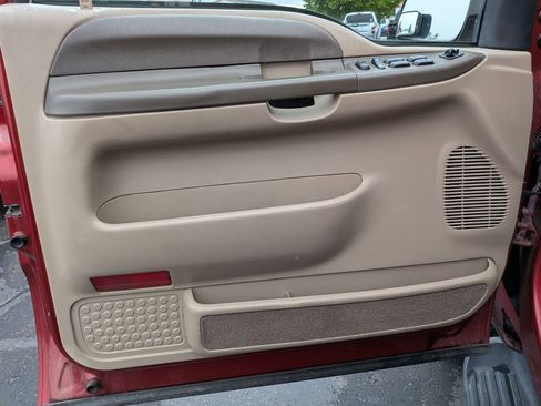 Used 2004 Ford Excursion 4WD image 14