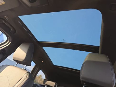 Used 2025 BMW X1 xDrive28i image 22