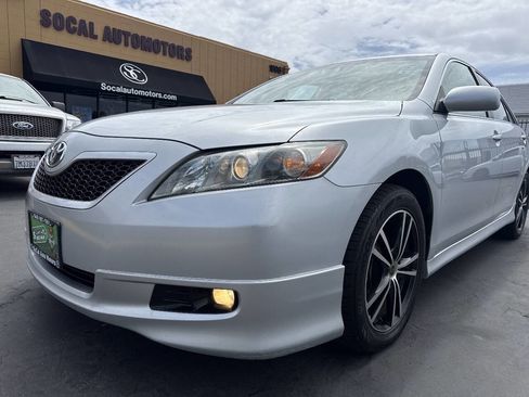 Used 2007 Toyota Camry SE FWD image 34