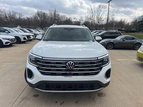 New 2026 Volkswagen Atlas SEL image 2