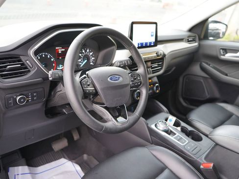 Used 2022 Ford Escape SEL FWD image 8