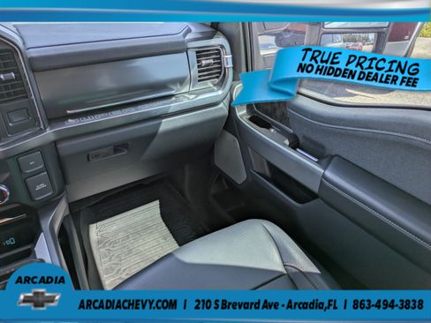 Used 2023 Ford F250 Lariat w/ Lariat Ultimate Package AWD/4WD image 39