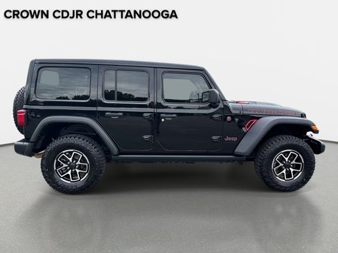 Used 2024 Jeep Wrangler Unlimited Rubicon w/ Technology Group AWD/4WD image 3